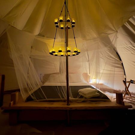 Paradise Ranch Inn - Liberated Tent Три Ривърс Екстериор снимка