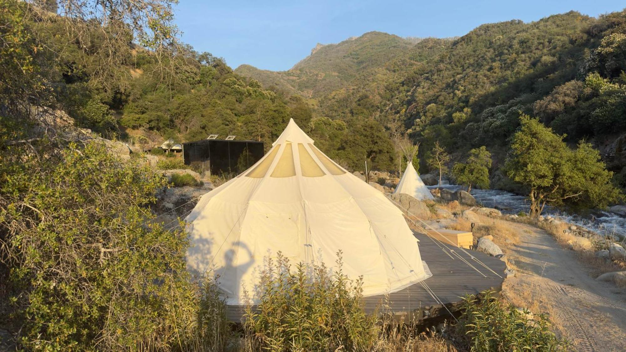 Paradise Ranch Inn - Liberated Tent Три Ривърс Екстериор снимка